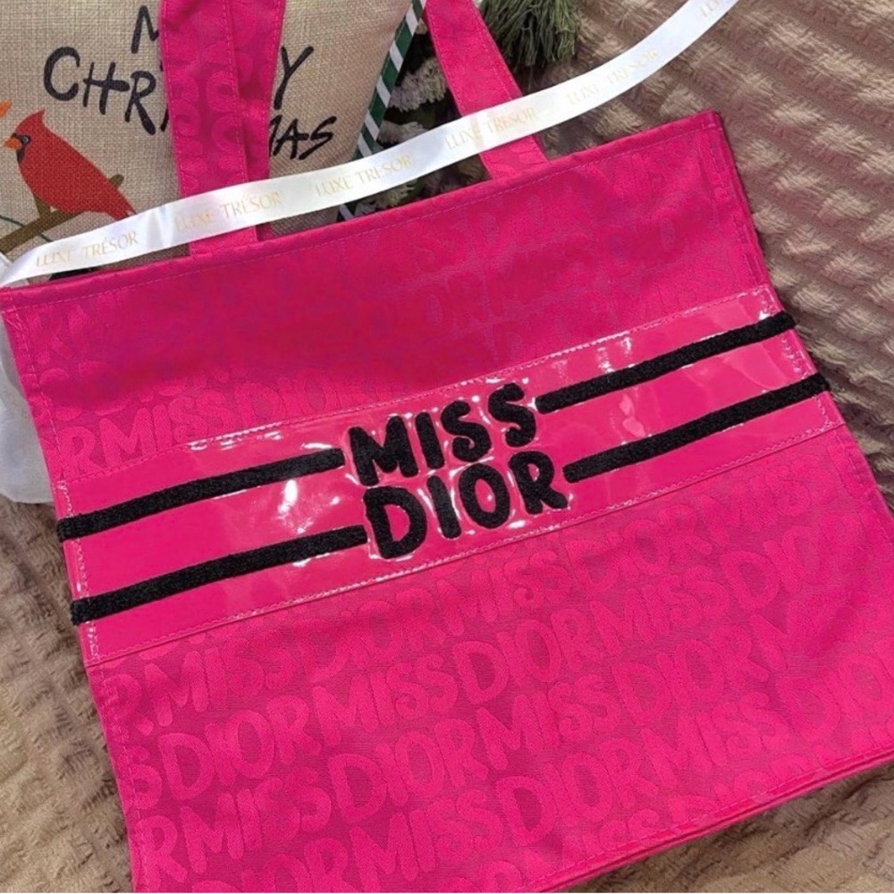 Miss Dior Beauty Tote  GWP/VIP Limited Edition Fuchsia